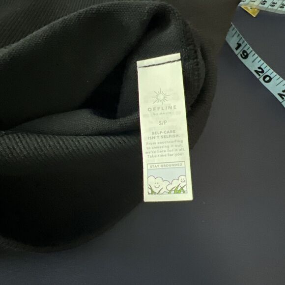 Offline By Aerie Black Y2K Athletic Crop‎ Top Size S/P - Picture 8 of 8